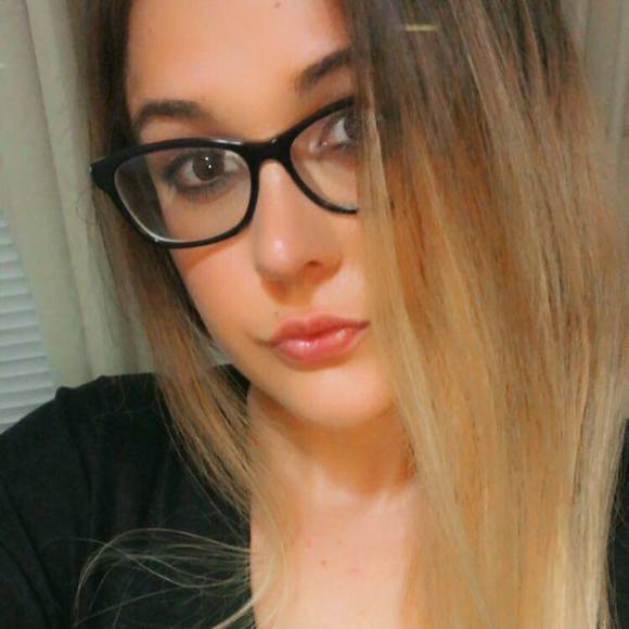 Meet your Posher, Anne - Picture 1 of 1